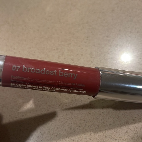Clinique 07 broadest berry chubby stick - Picture 2 of 4